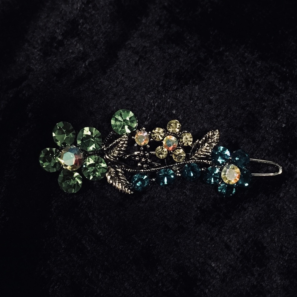 Beautiful Elegant Hair Accessory Hair Clip Flowers
